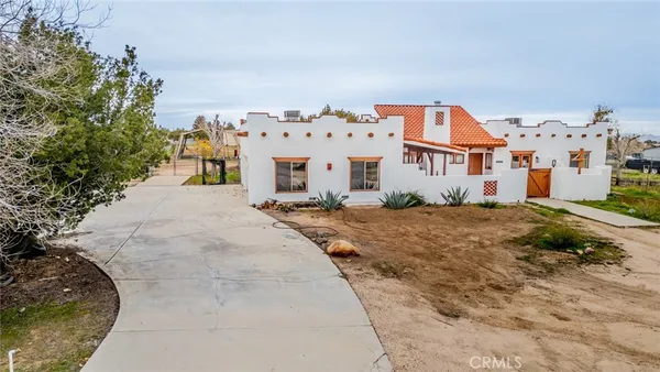 $2,995 | 7440 3rd, Hesperia, CA 92345
