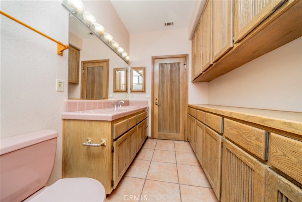 7440 3rd Hesperia, CA 92345 - Photo 15 of 29