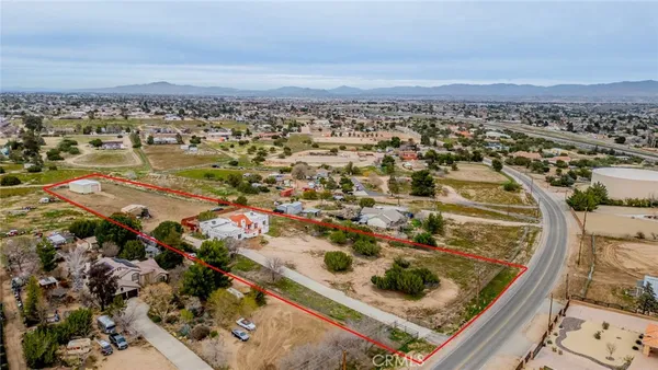 $2,995 | 7440 3rd, Hesperia, CA 92345