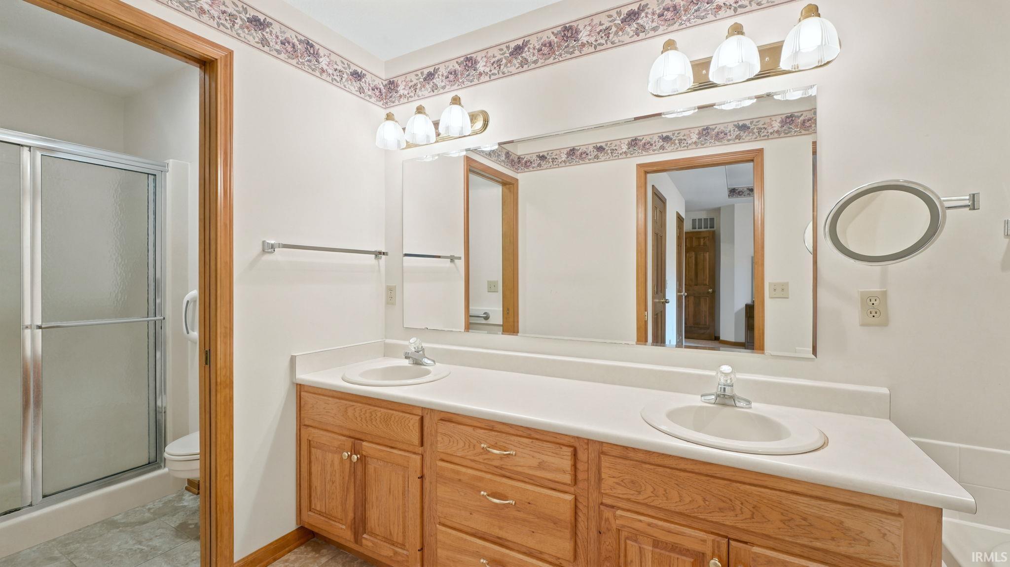 2425 Shore Oaks Pass Fort Wayne, IN 46814 - Photo 16 of 47