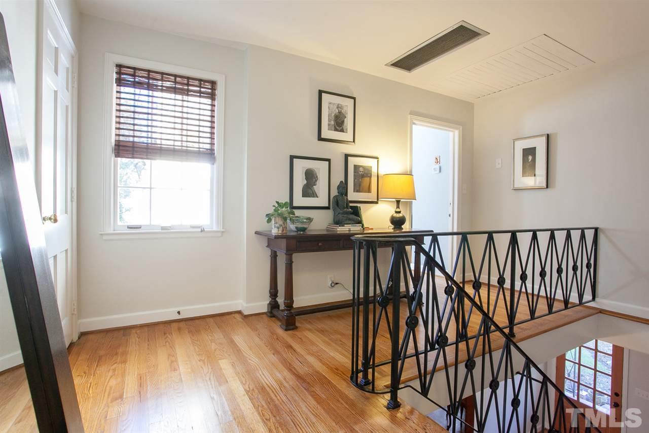 2709 Dogwood Road Durham, NC 27705 - Photo 14 of 21 Gallery Image 14