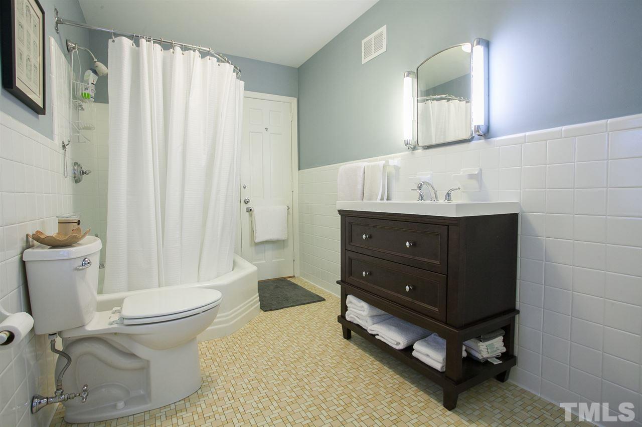 2709 Dogwood Road Durham, NC 27705 - Photo 15 of 21 Gallery Image 15