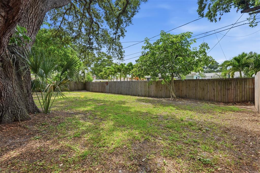 2140 Northeast Coachman Road Clearwater, FL 33765 - Photo 36 of 40
