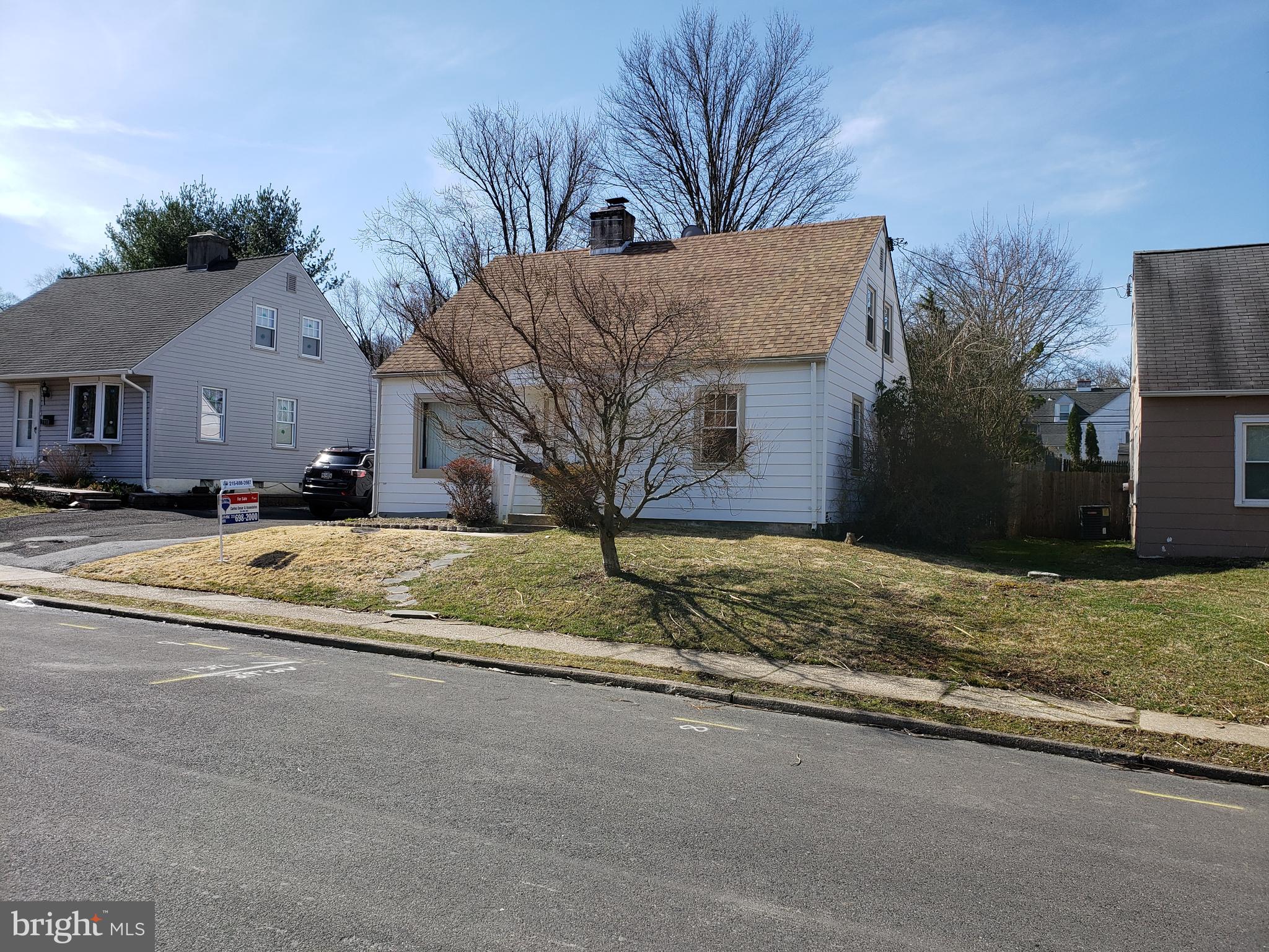 2322 Edwards Road Abington, PA 19001 - Photo 2 of 27 Gallery Image 2