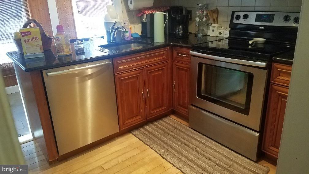 2322 Edwards Road Abington, PA 19001 - Photo 12 of 27 Gallery Image 12