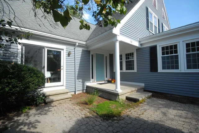 $799,000 | 12 Mitchell Grant Way, Bedford, MA 01730