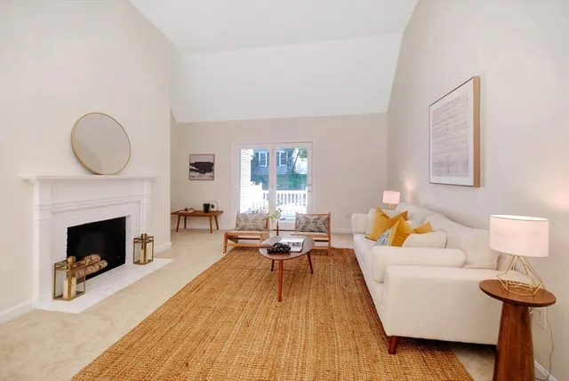 $799,000 | 12 Mitchell Grant Way, Bedford, MA 01730