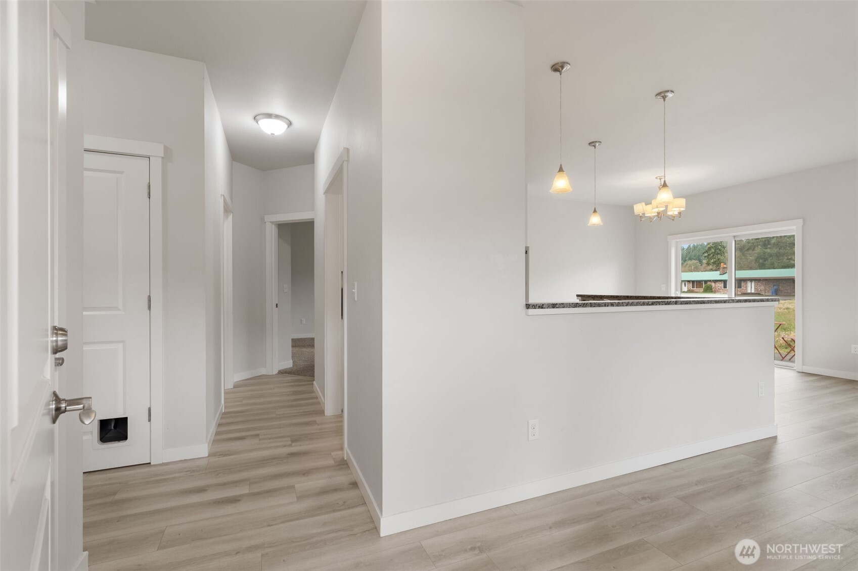 676 Southwest 20th Street, Unit A Chehalis, WA 98532 - Photo 11 of 32 Gallery Image 11