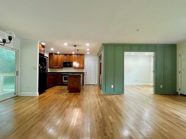 5933 Old Stone Mountain Road Stone Mountain, GA 30087 - Photo 3 of 16
