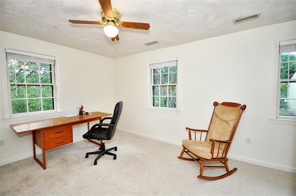 12 Apple Ridge Road, Unit 6 Maynard, MA 01754 - Photo 15 of 21 Gallery Image 15
