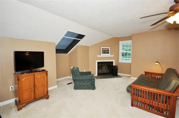12 Apple Ridge Road, Unit 6 Maynard, MA 01754 - Photo 16 of 21 Gallery Image 16