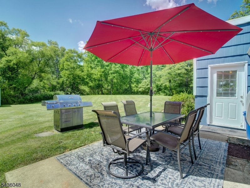 196 Bartley Road Long Valley, NJ 07853 - Photo 26 of 29