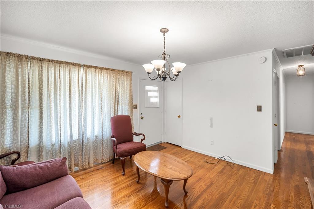 5406 Finch Farm Road Trinity, NC 27370 - Photo 22 of 24 Living Room