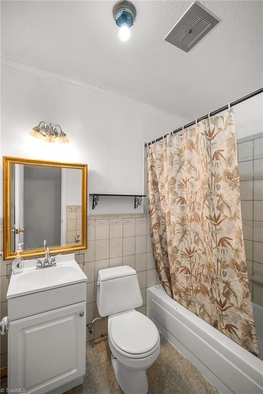5406 Finch Farm Road Trinity, NC 27370 - Photo 10 of 24 Bathroom