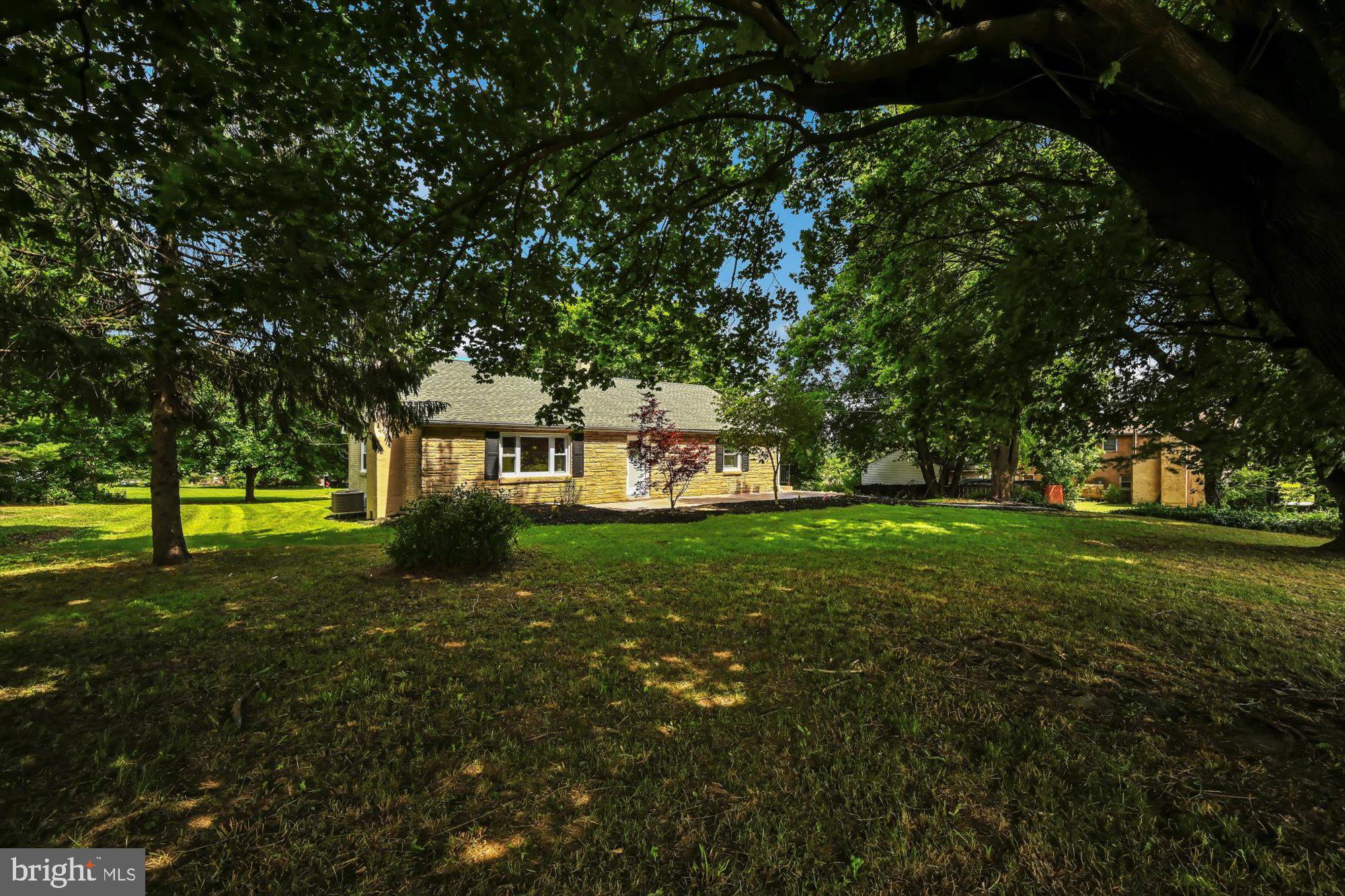 357 Bell Road Christiana, PA 17509 - Photo 3 of 27 Gallery Image 3