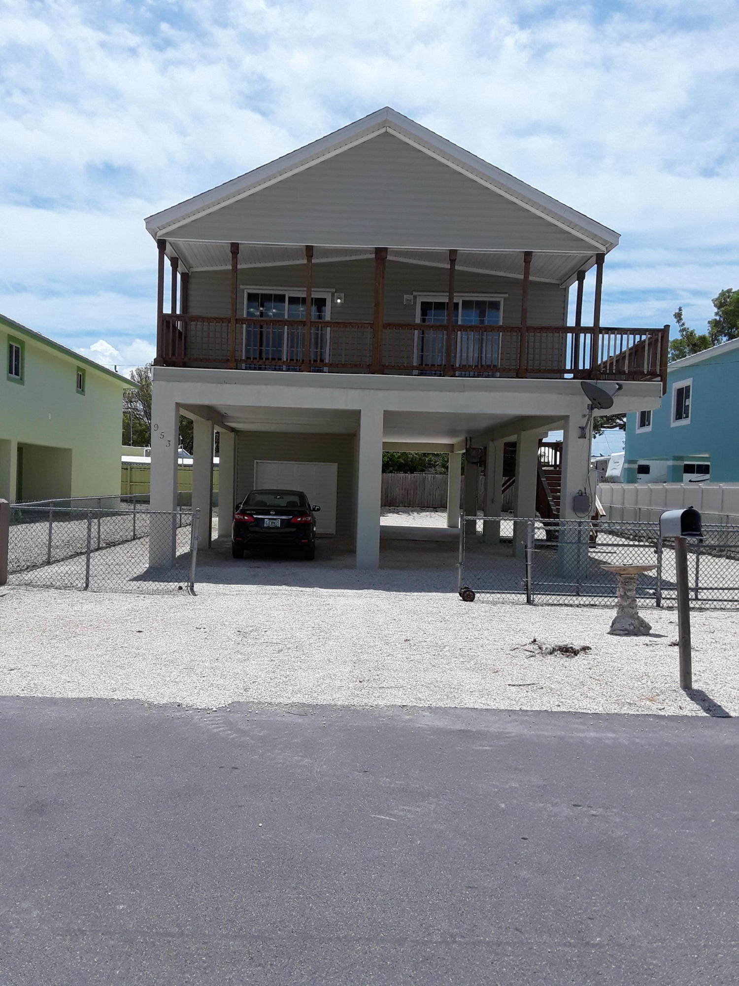 953 Plantation Road Key Largo, FL 33037 - Photo 4 of 21 Front view