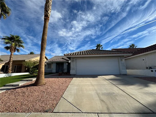 $2,095 | 830 Coastal Beach Road, Henderson, NV 89002