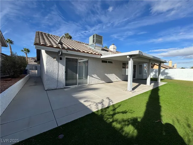 $2,095 | 830 Coastal Beach Road, Henderson, NV 89002