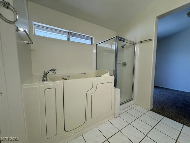 $2,095 | 830 Coastal Beach Road, Henderson, NV 89002