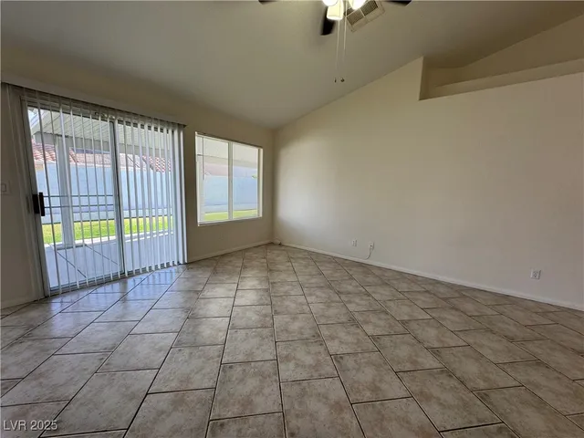 $2,095 | 830 Coastal Beach Road, Henderson, NV 89002