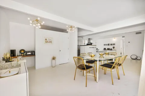 $1,649,000 | 811 East Grace Circle, Palm Springs, CA 92262