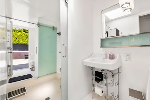 $1,649,000 | 811 East Grace Circle, Palm Springs, CA 92262