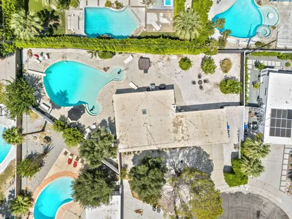 $1,649,000 | 811 East Grace Circle, Palm Springs, CA 92262