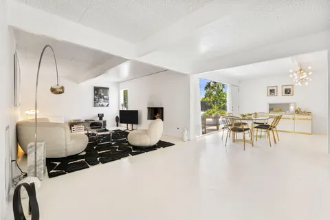 $1,649,000 | 811 East Grace Circle, Palm Springs, CA 92262