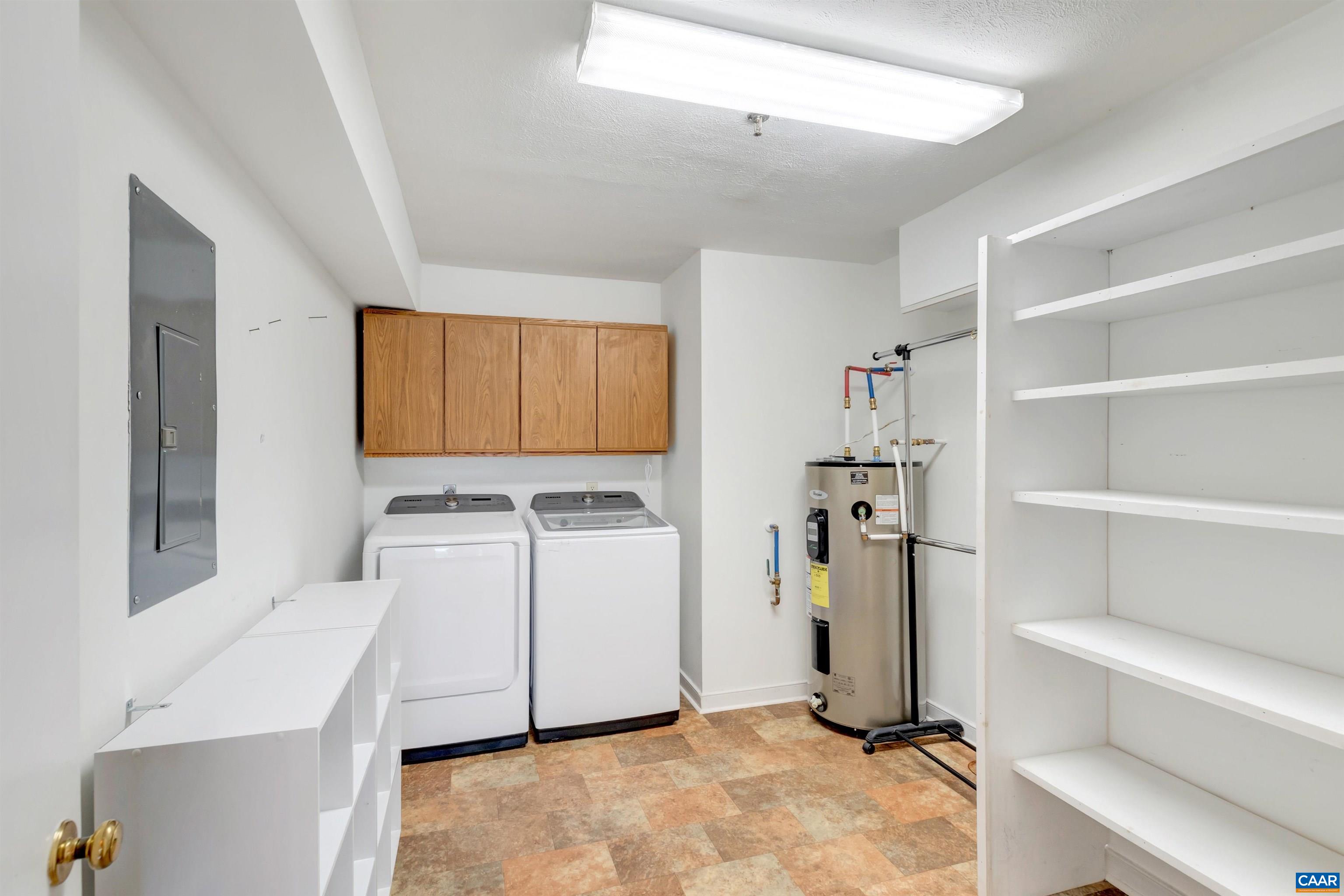 4 Marina Point Palmyra, VA 22963 - Photo 24 of 51 a view of utility room