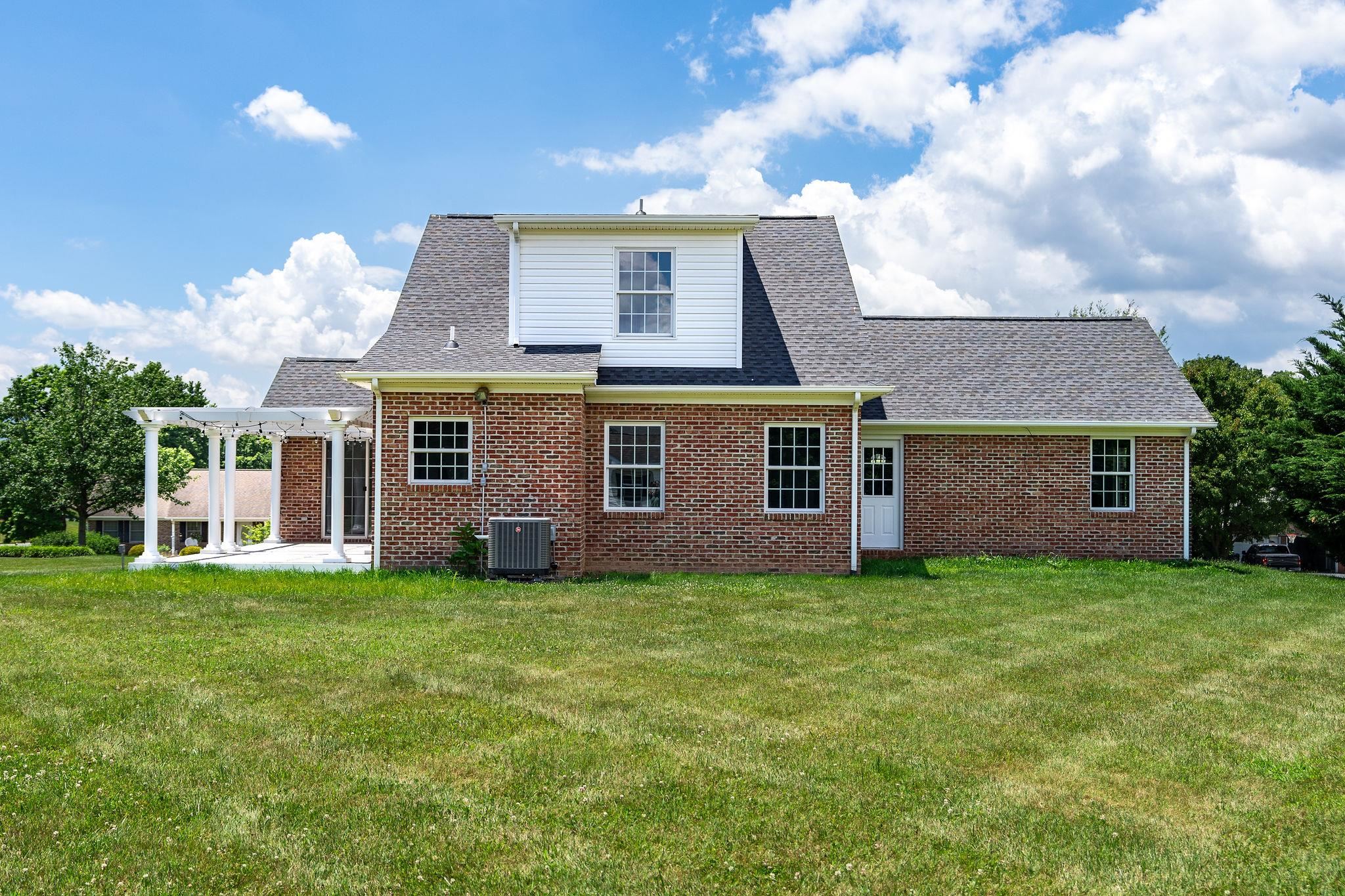 86 Gloucester Road Stuarts Draft, VA 24477 - Photo 3 of 68 Gallery Image 3