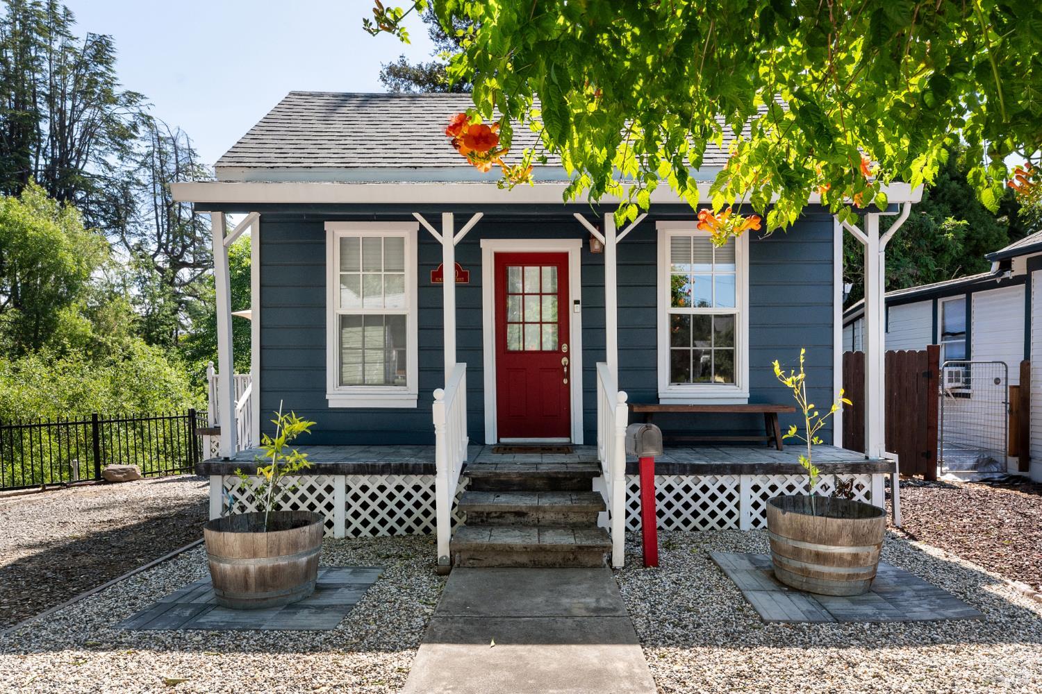 1400 Seminary Street Napa, CA 94559 - Photo 1 of 14