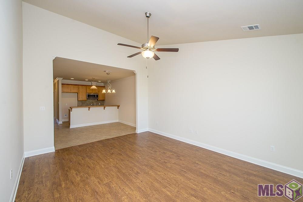 11419 Cottagecreek Road, Unit 5A A Baton Rouge, LA 70816 - Photo 12 of 44