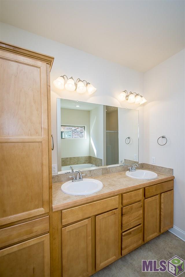 11419 Cottagecreek Road, Unit 5A A Baton Rouge, LA 70816 - Photo 18 of 44