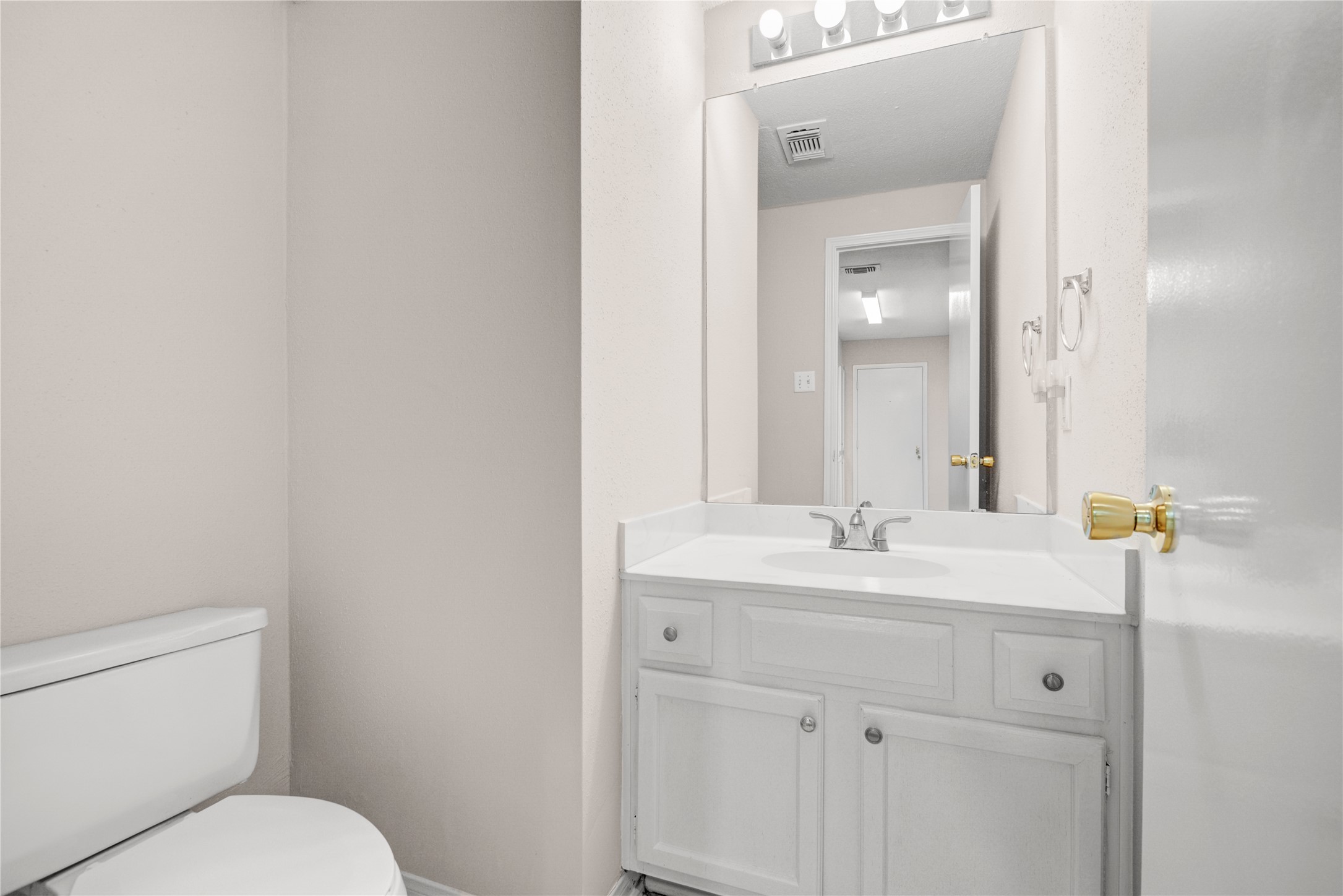 1112 Bering Drive, Unit 68 Houston, TX 77057 - Photo 13 of 31