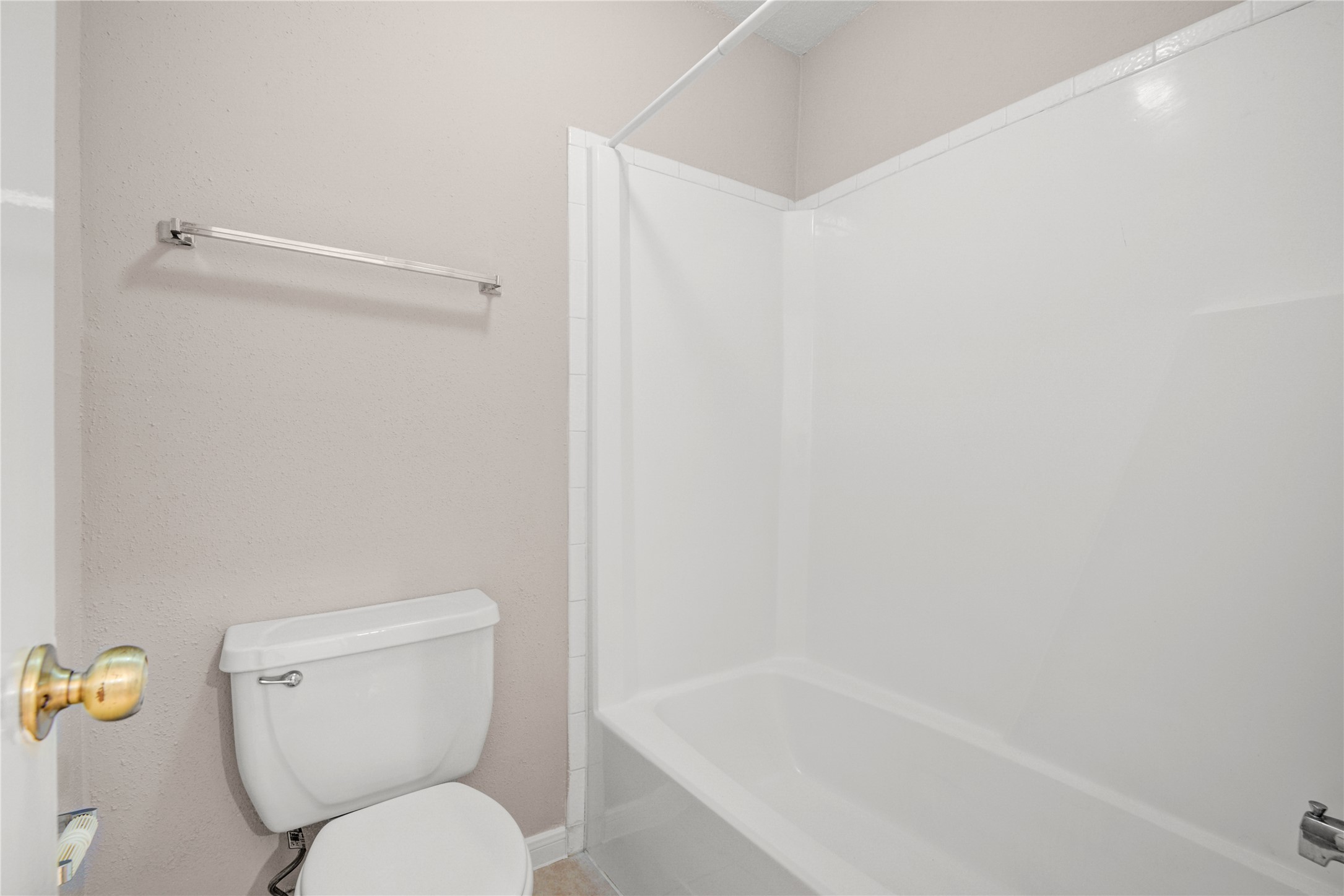 1112 Bering Drive, Unit 68 Houston, TX 77057 - Photo 21 of 31