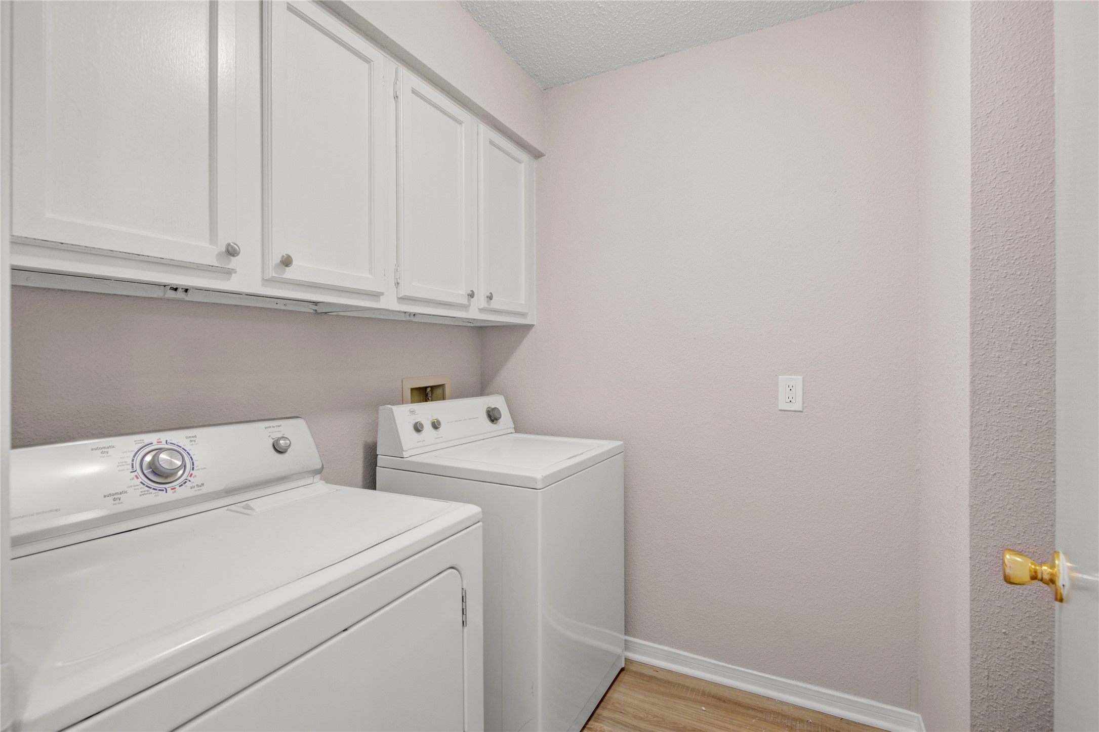 1112 Bering Drive, Unit 68 Houston, TX 77057 - Photo 23 of 31