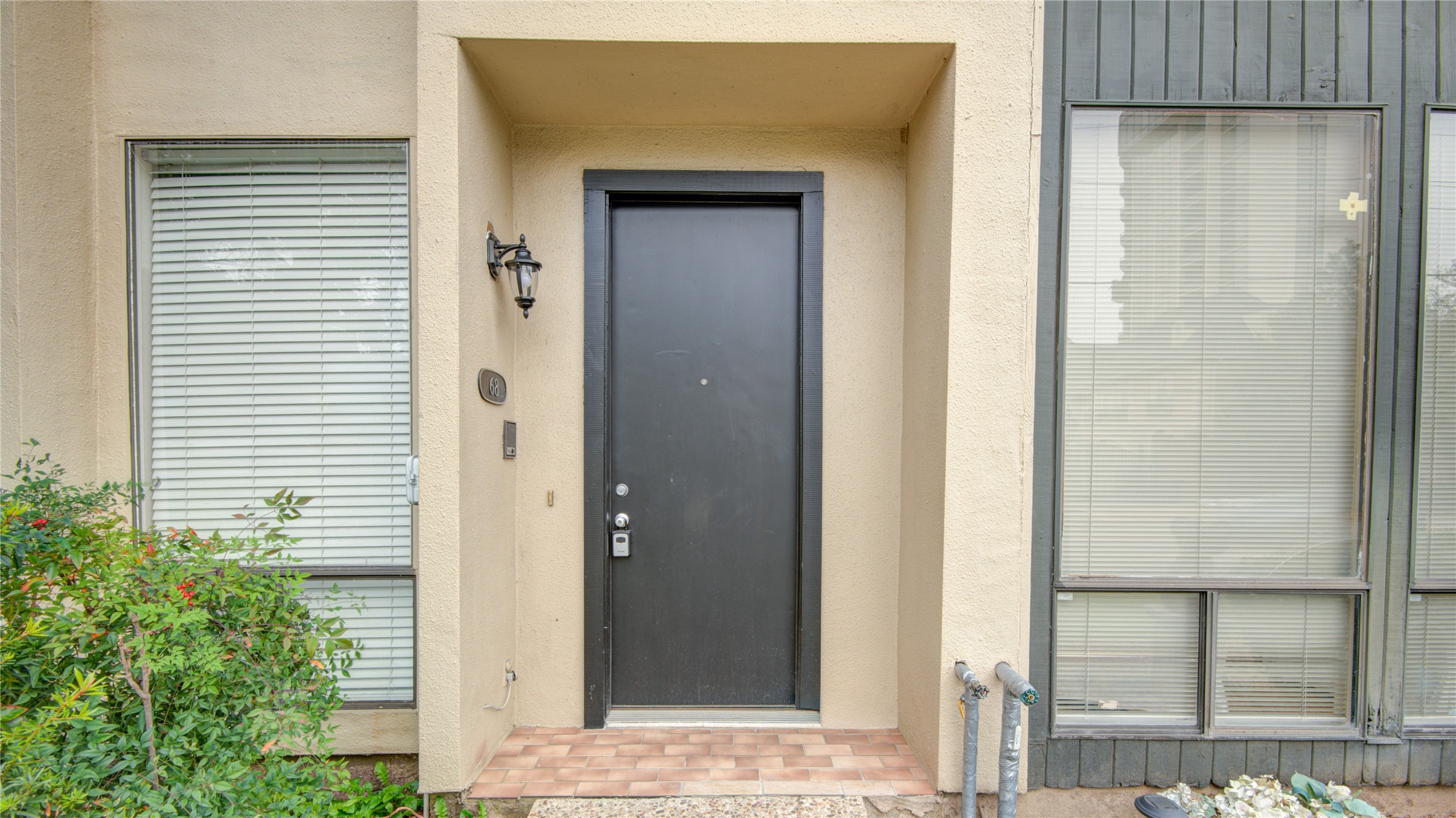 1112 Bering Drive, Unit 68 Houston, TX 77057 - Photo 4 of 31