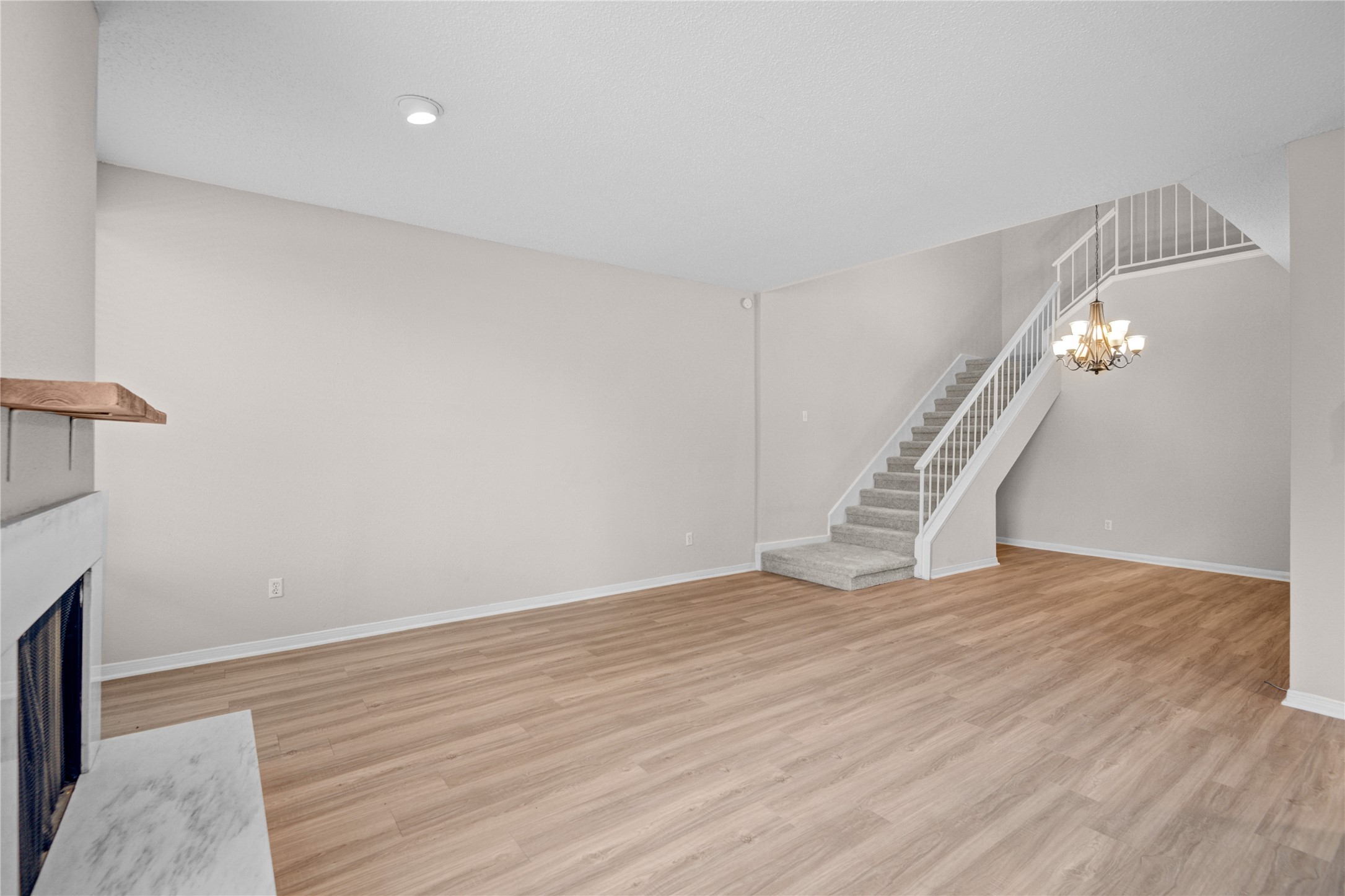 1112 Bering Drive, Unit 68 Houston, TX 77057 - Photo 6 of 31