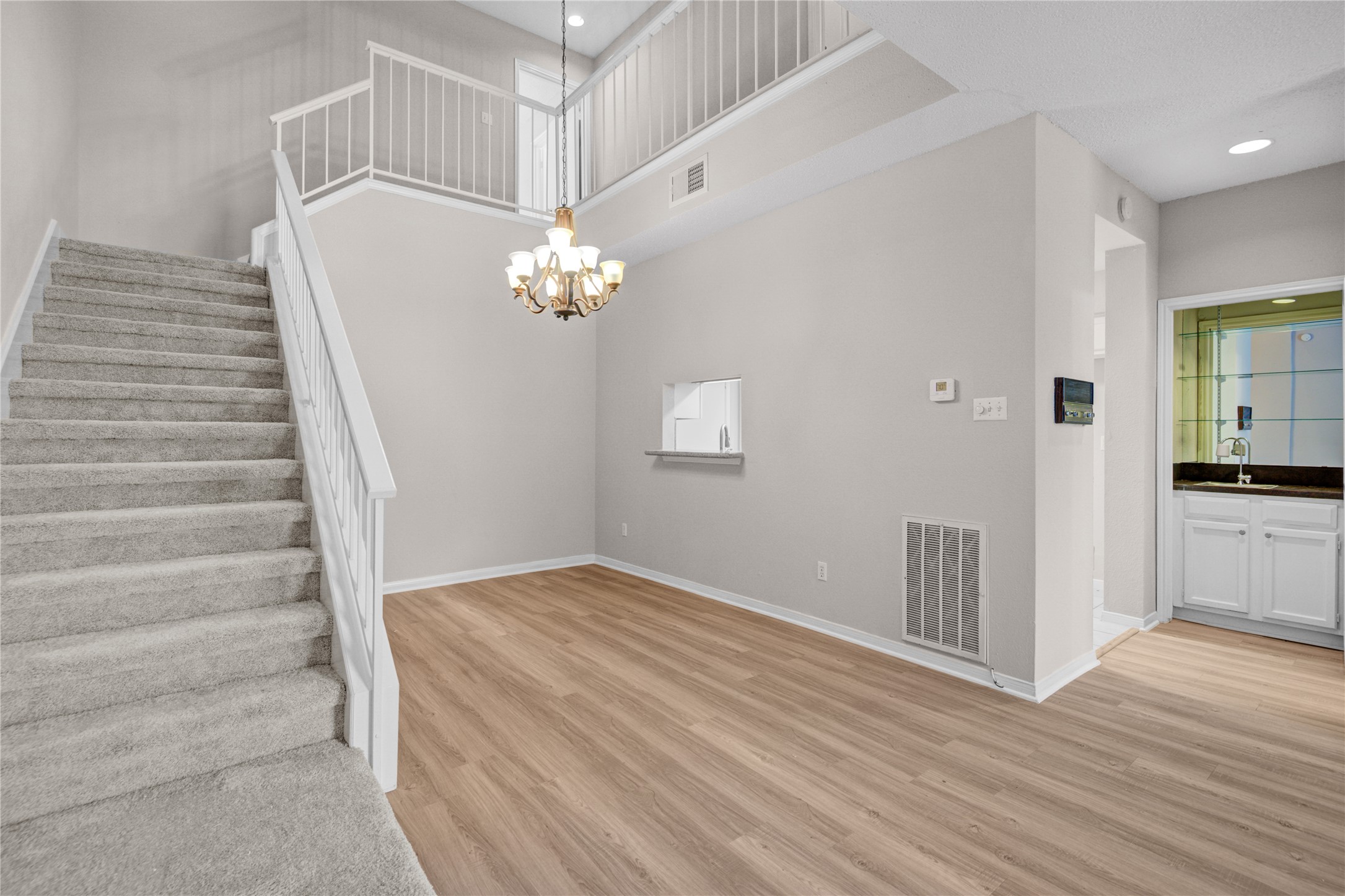 1112 Bering Drive, Unit 68 Houston, TX 77057 - Photo 9 of 31