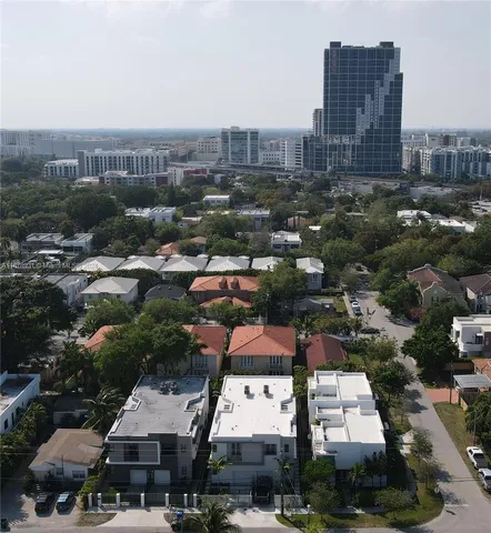 $18,000 | 3110 Elizabeth Street, Unit 3110, Miami, FL 33133