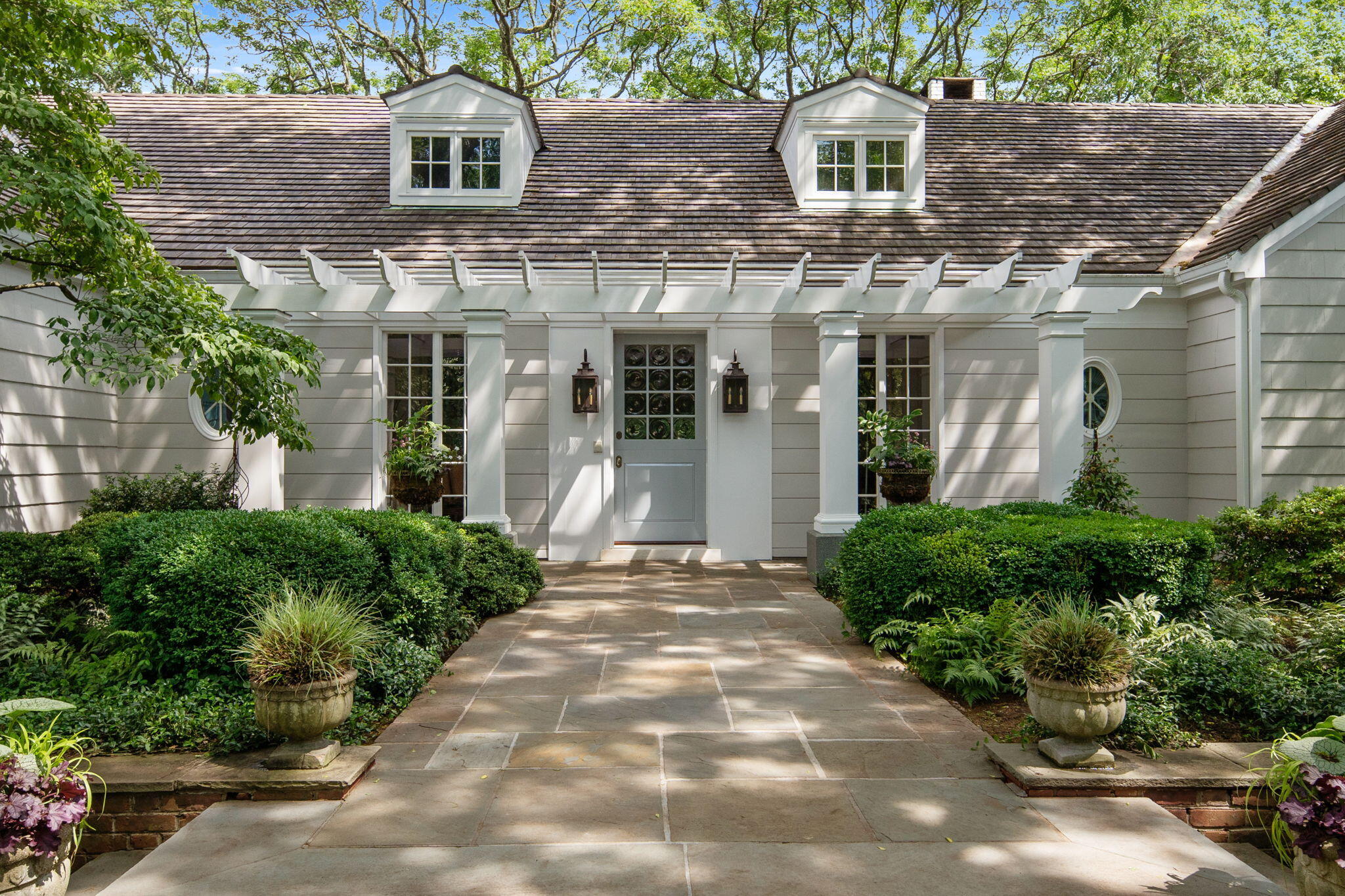 301 Rosebrook Road New Canaan, CT 06840 - Photo 3 of 54 web_DSC02389