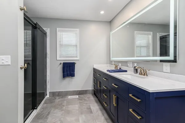 $999,950 | 25493 Kansas Avenue, Tonganoxie, KS 66086