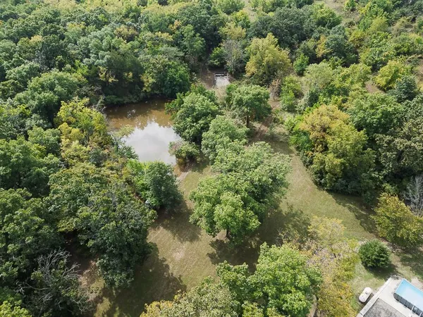 $999,950 | 25493 Kansas Avenue, Tonganoxie, KS 66086