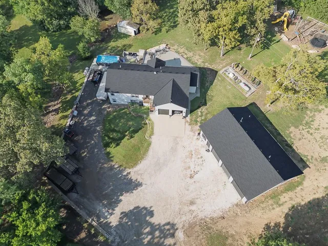 $999,950 | 25493 Kansas Avenue, Tonganoxie, KS 66086