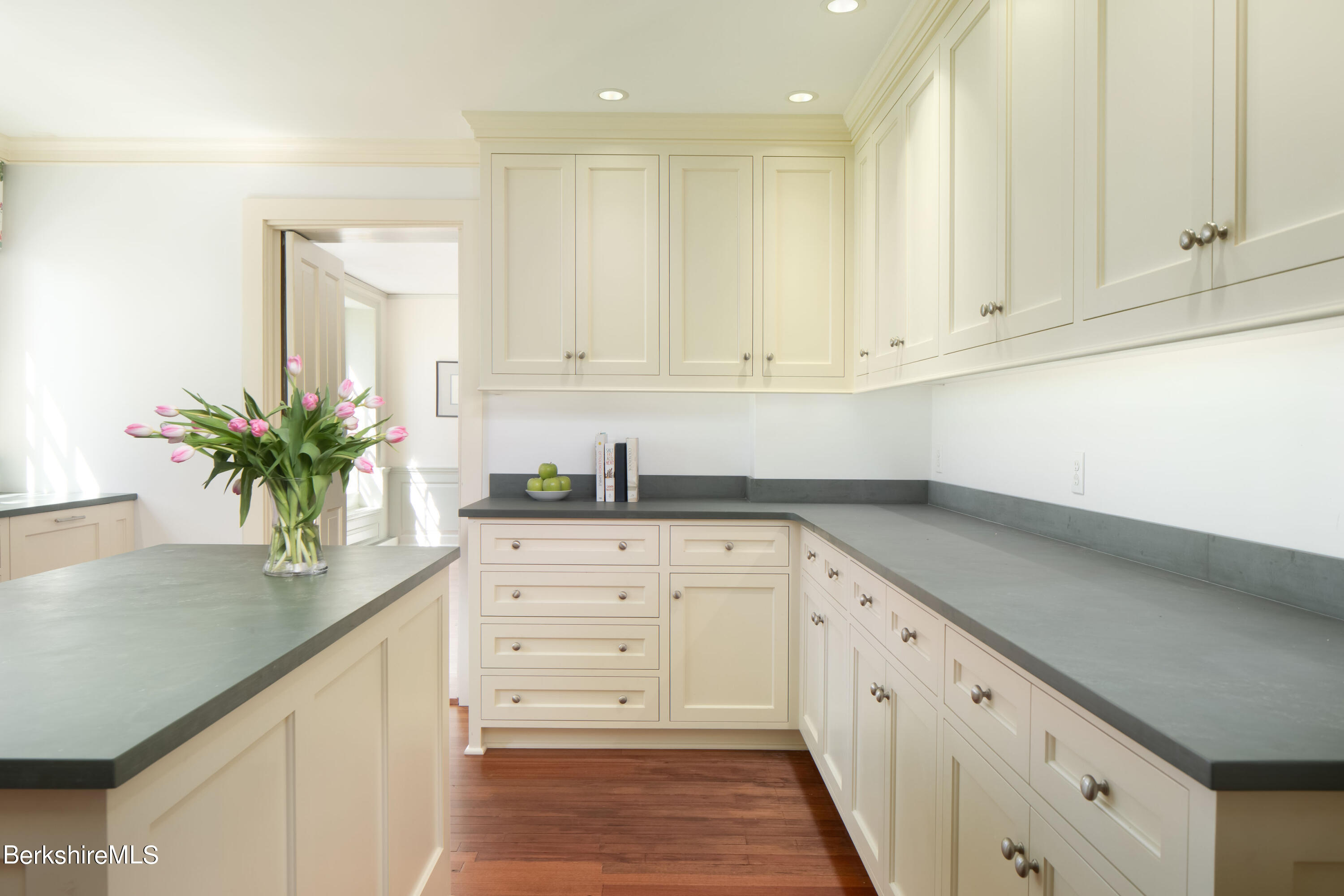 25 Sheffield Road Egremont, MA 01230 - Photo 22 of 73 Kitchen