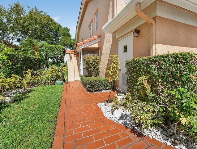 $339,000 | 9673 Shadybrook Drive, Unit 201, Boynton Beach, FL 33437