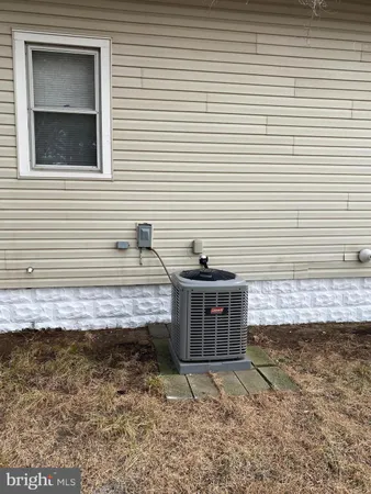 $2,200 | 258 Birch Street, Penns Grove, NJ 08069