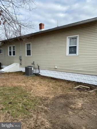 $2,200 | 258 Birch Street, Penns Grove, NJ 08069