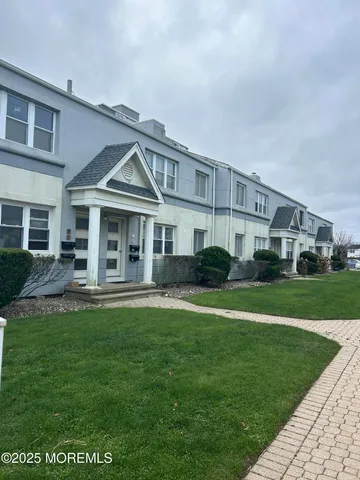 $2,400 | 661 Ocean Avenue, Unit 31, Long Branch, NJ 07740