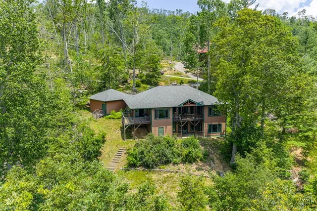$775,000 | 335 Tucker Trail, Vilas, NC 28692